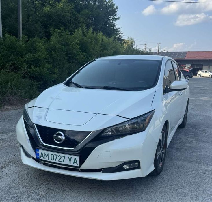 Nissan Leaf SV  2019  42kwt авто в Украіні з США
