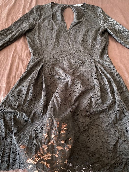 Святкова ніжна сукня