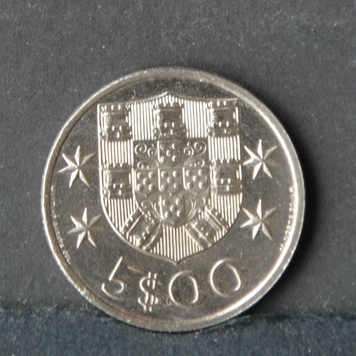 Portugal 5 escudos 1981 - olx X10305