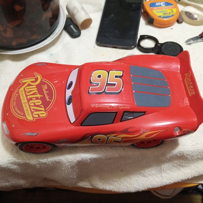 Машина на радиоуправлении в рабочем состоянии