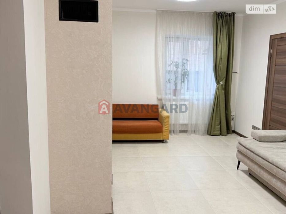 Продам чудовий будинок на Кореї