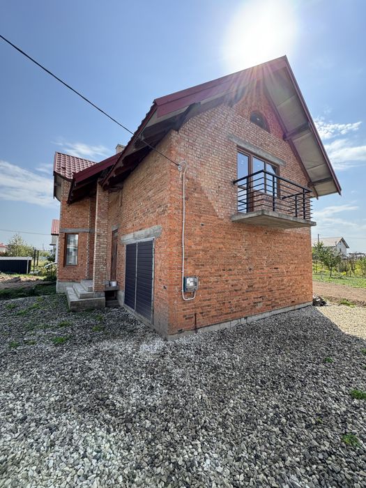 Будинок в Крихівцях з частковим ремонтом!!!