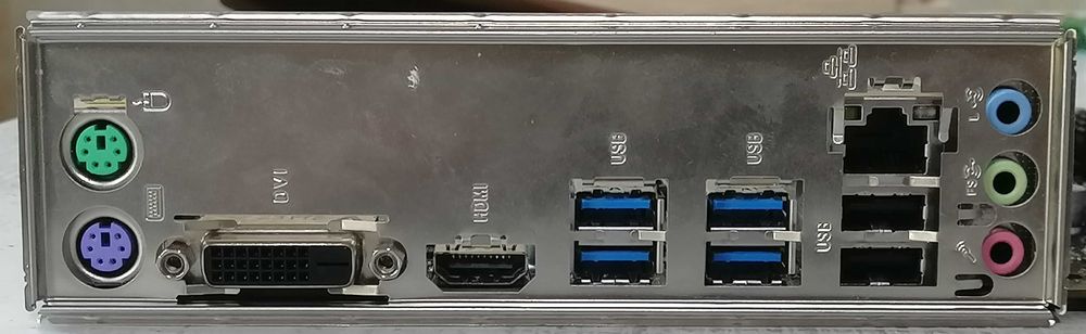 Продам материнскую плату MSI A320M-A Pro, Socket AM4, DDR4.