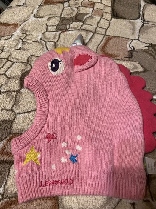 Шапка шлем єдиноріг