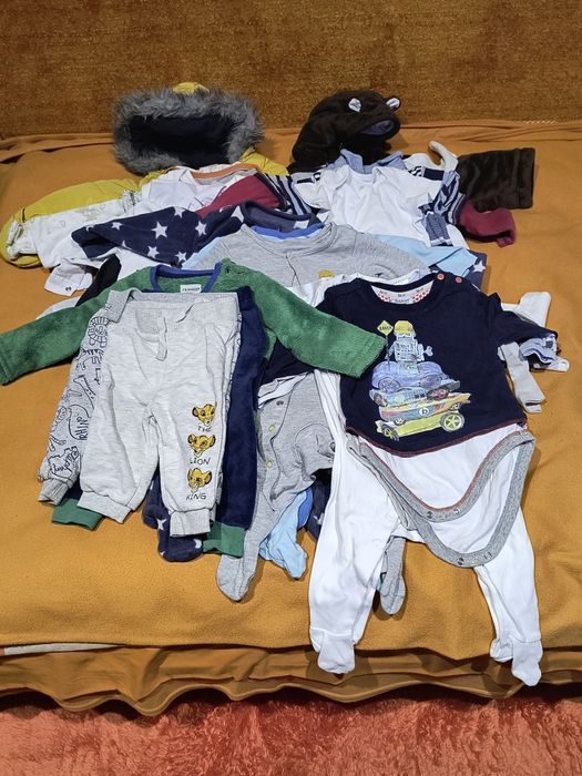 Ubranka niemowlęce 74