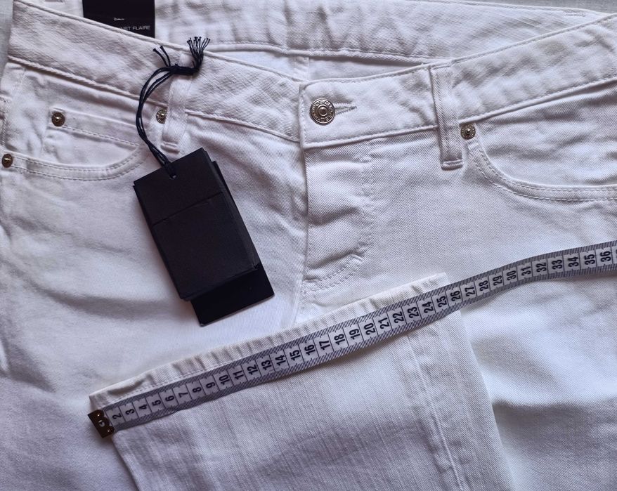 Жіночі білі джинси клеш Dsquared2. Орігінал Італія