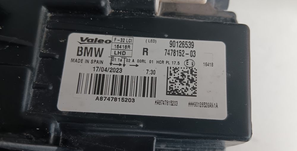 Farol BMW 4/M4/M3 LCI Full LED 2017-2020 direito