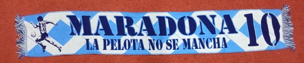 Cachecóis de futebol retro