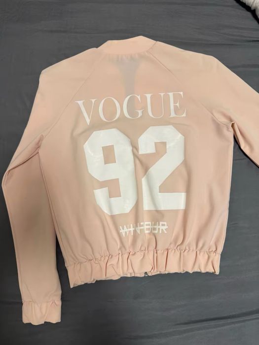 Бомбер жіночий новий