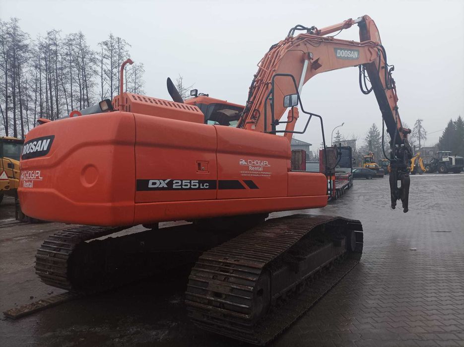 Wypożyczalnia Koparka gąsiennicowa Doosan DX 255 LC-3  wynajem koparki