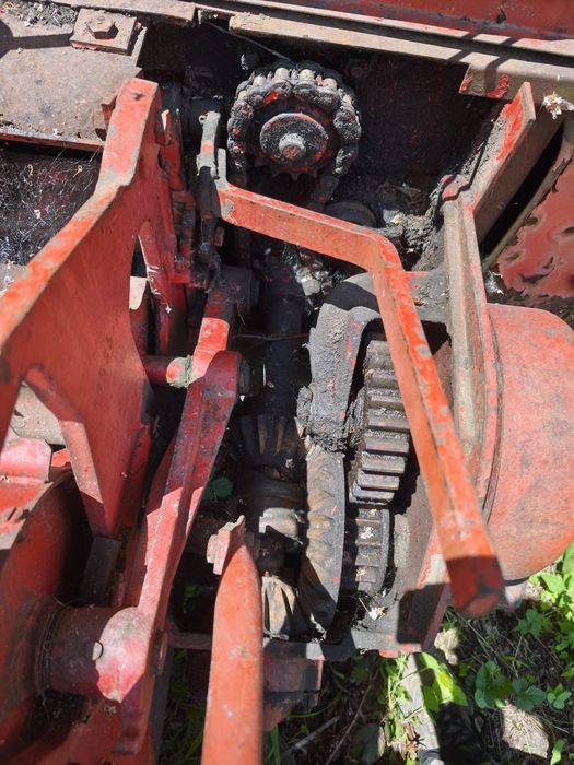 Rębak do gałęzi EPPLE BL 900 z podajnikiem 3 m