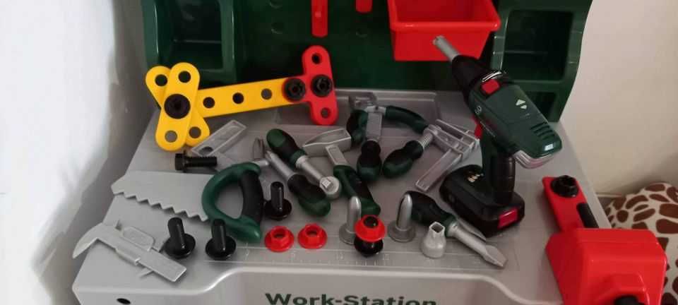 Bancada de Trabalho e Aparafusadora Infantil Bosch