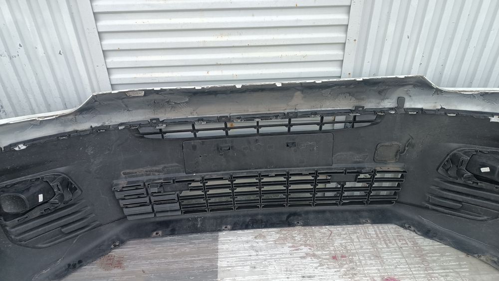 Vendo parachoque de frente citroen Berlingo ano 2018/23