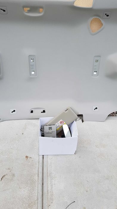 Podsufitka Touran III 2015-