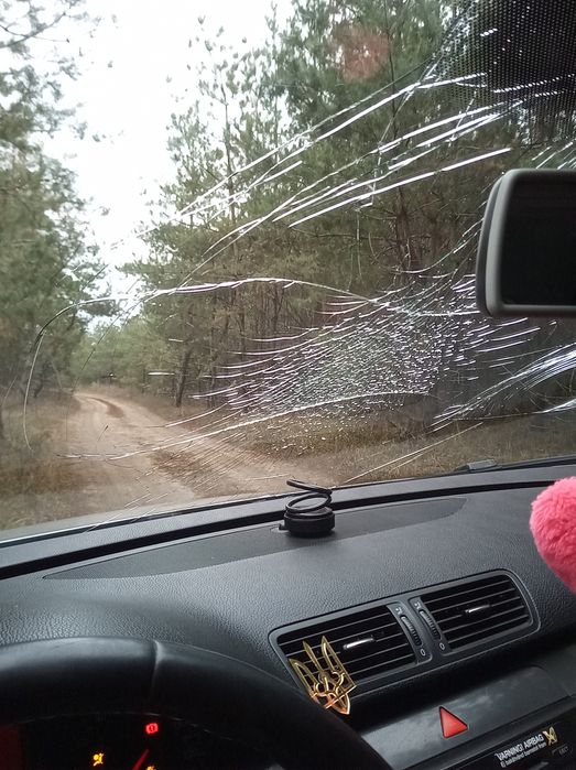 Продам VOLKSWAGEN б6 с переоформлением