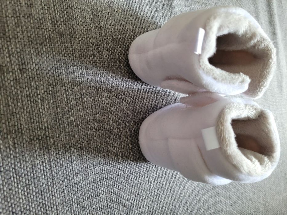 Buciki białe chrzest