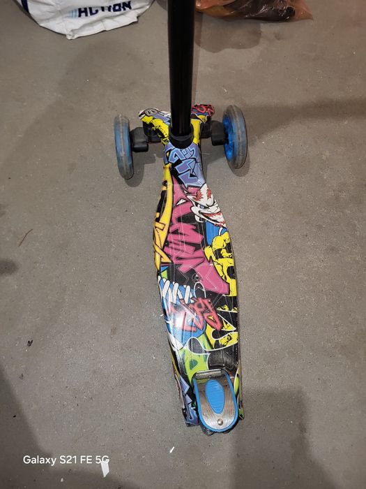 Hulajnoga świecąca