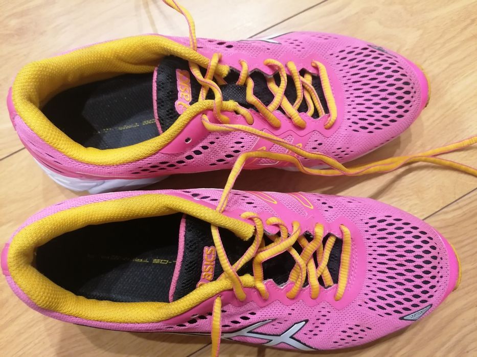 Asics gel trainer 40