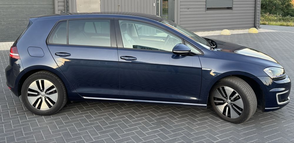Volkswagen e-Golf 2016 VIN WVWZZZAUZHW901619 фото оголошення 2 з 8