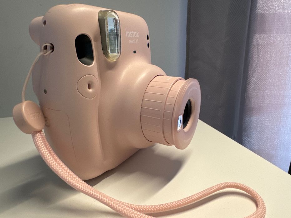 Câmera Instax mini 11