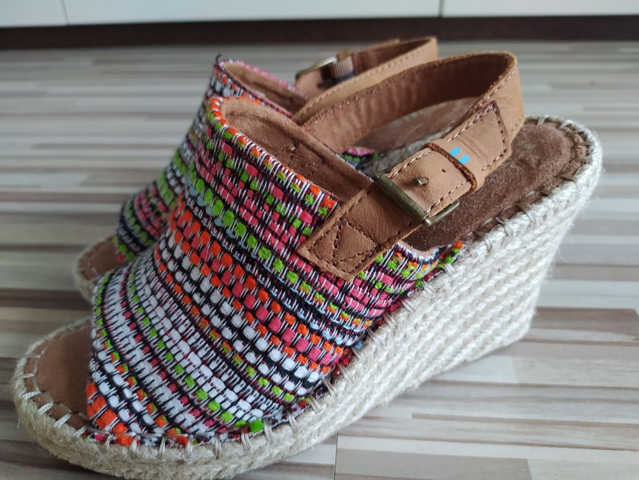 NOWE Espadryle sandały 35,5 Toms Monica Cherry Tomato