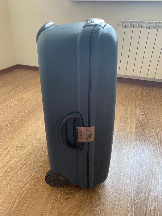 Чемодан Samsonite Flite Comfort