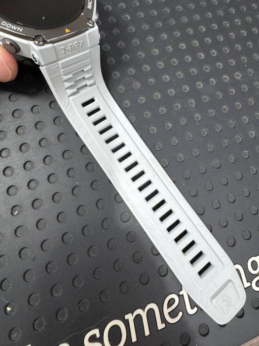 Часи Amazfit t-rex 3