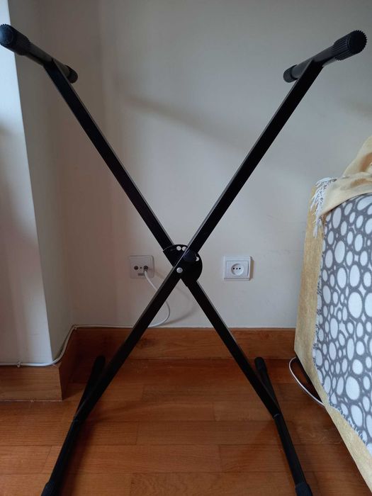 Suporte para keyboard e Banco