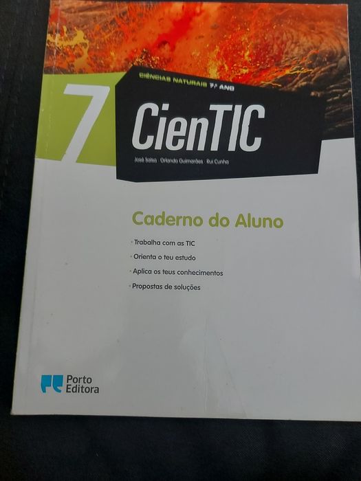 Student Notebook CienTIC - Natural Sciences 764752201300609120