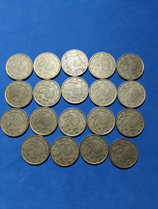 Lote de Moedas de 10, 5 e 2 Cêntimos – Diferentes / Coleção
