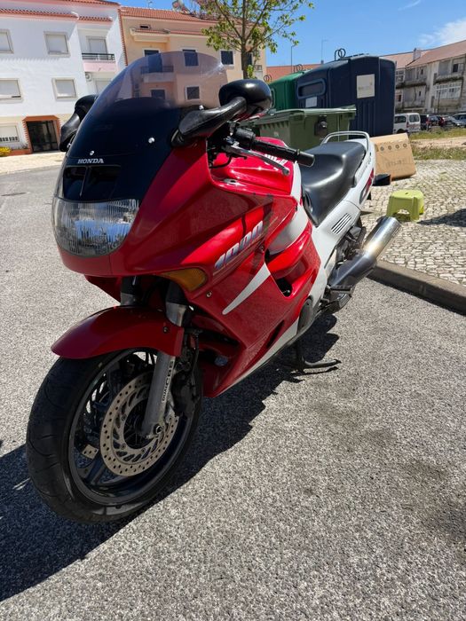 Vendo mota cbr1000f