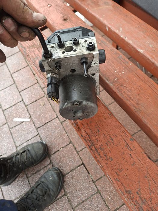 Audi a4 b6 pompa abs