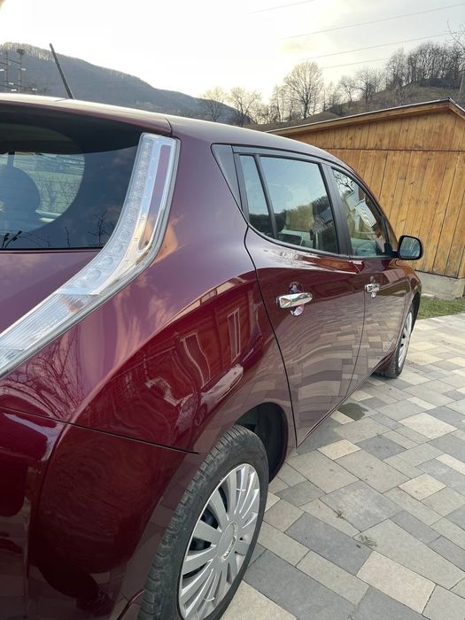 Nissan leaf 30kw