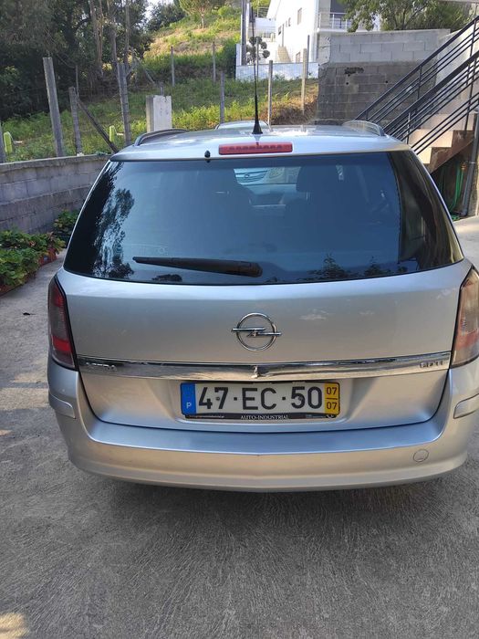 Opel Astra Caravan — fotografia 7