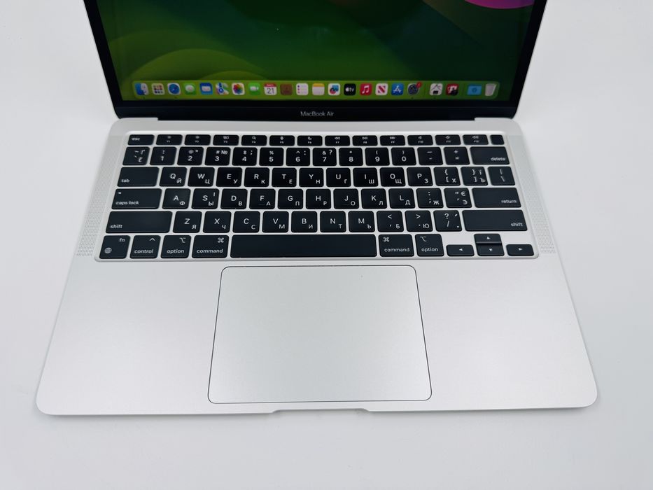 MacBook Air 13インチ(M1, 2020) シルバー8GB Ноутбук Apple MacBook Air 13 2020 8/256GB Silver Late (MGN93