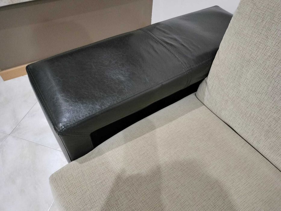 Conjunto de Sofá e cadeirão