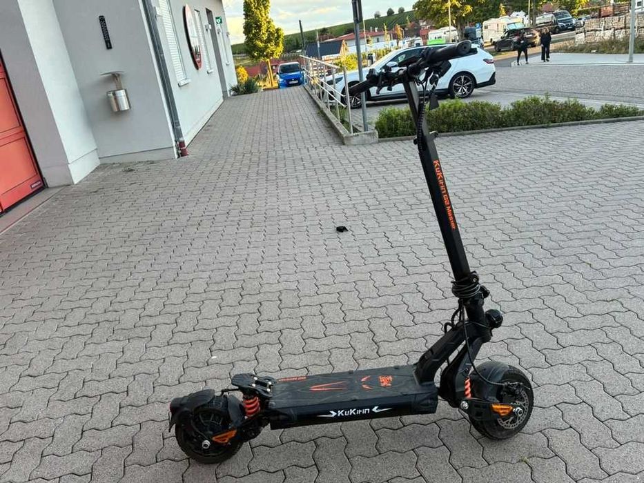 KuKirin G2 Master – hulajnoga elektryczna, mało używana