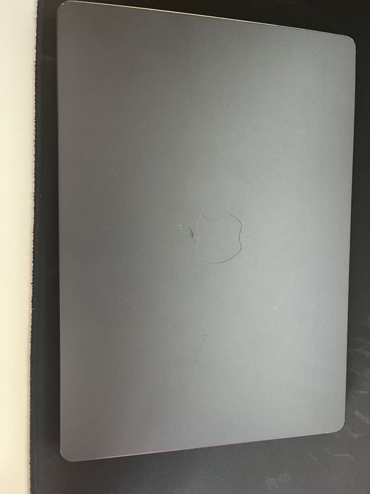 Macbook pro m3 pro 18GB Ram 1 TB SSD 14 cali