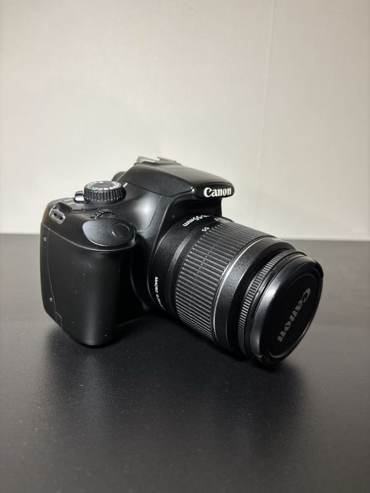 Canon EOS 1100D + об’єктив, дзеркальний фотоапарат