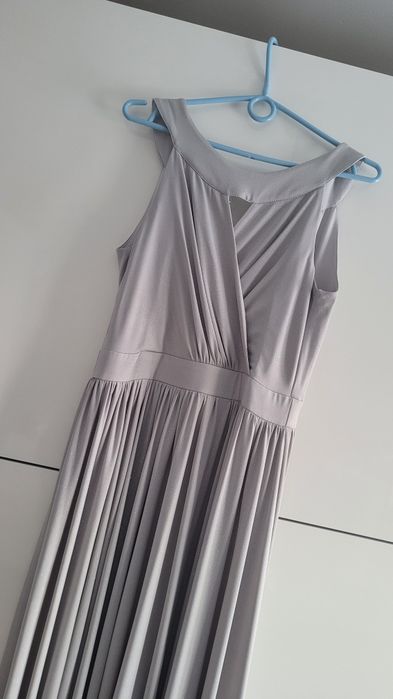 Sukienka długa studniówka