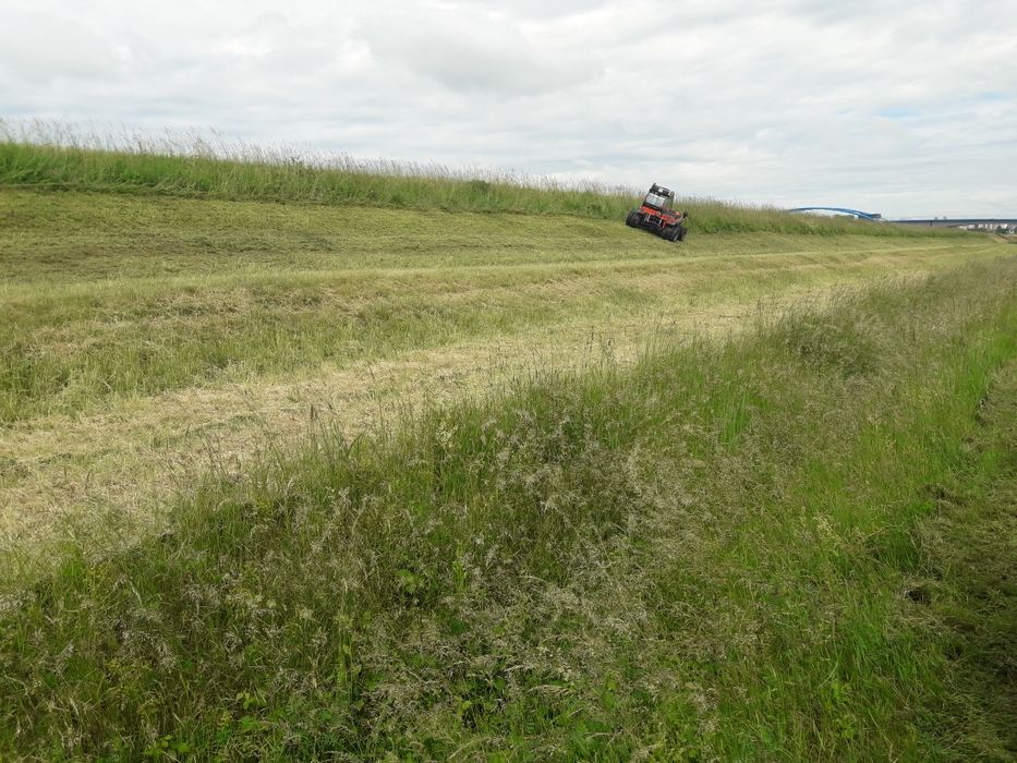 Koszenie nieuzytkow,koszenie farm fotowoltaicznych,koszenie rowów