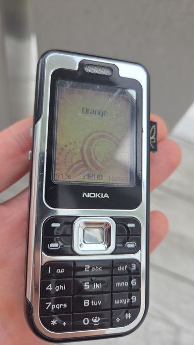 Nokia 7360 z folią na wyświetlaczu,  ANG