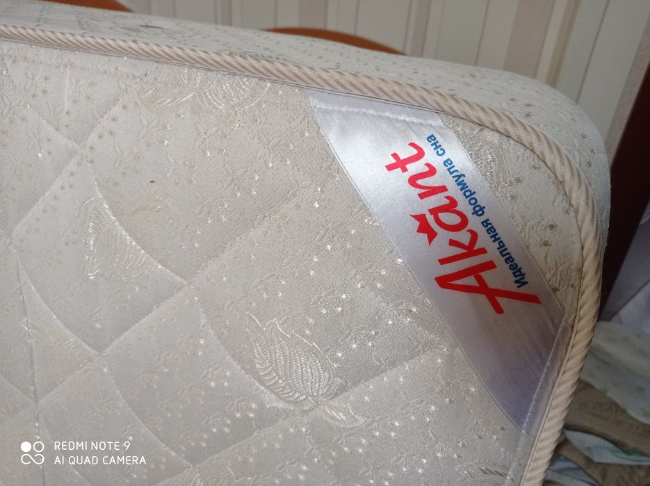 Дитячі меблі у дуже хорошому стані