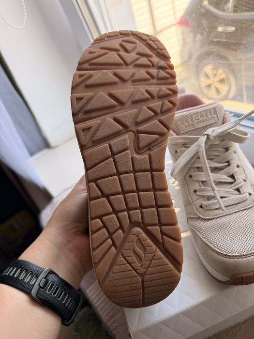 Skechers жіночі 37 р
