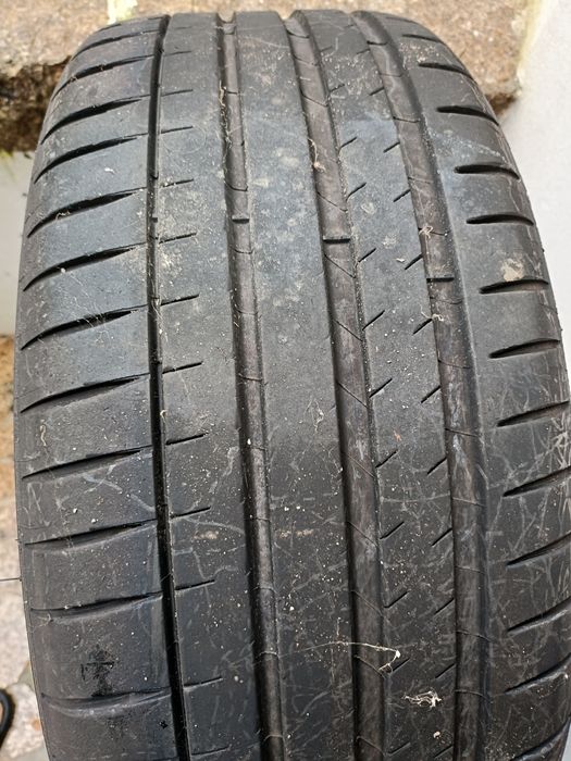 255 45 R20 Pirelli Scorpion Verde