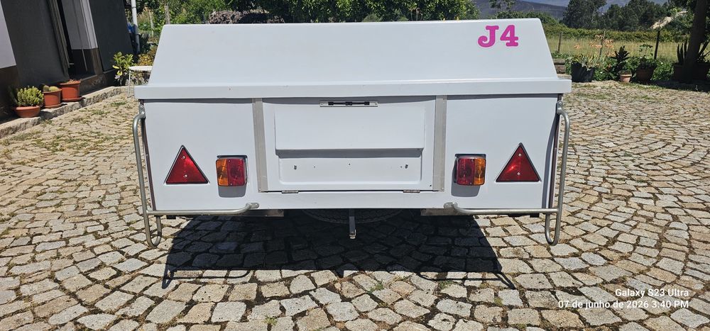 Auto tenda Saurium J4