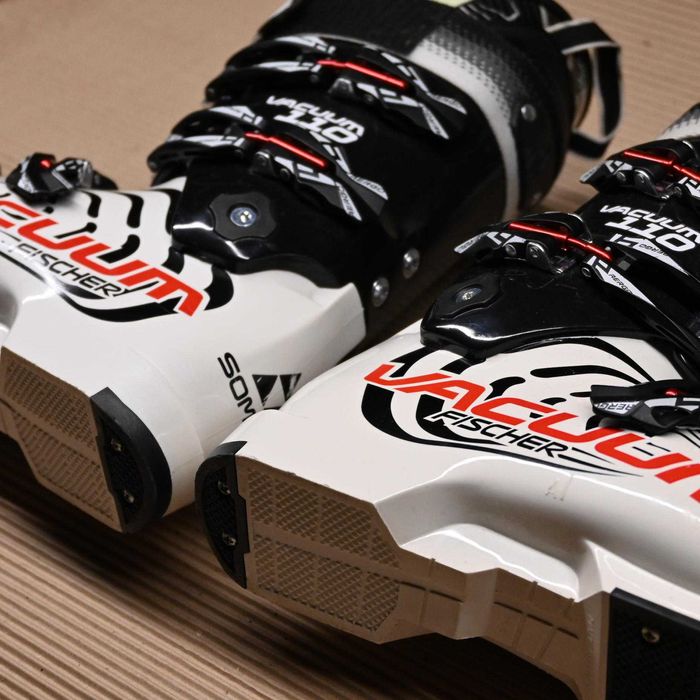 Buty narciarskie Fischer Vacuum 110, 25,5