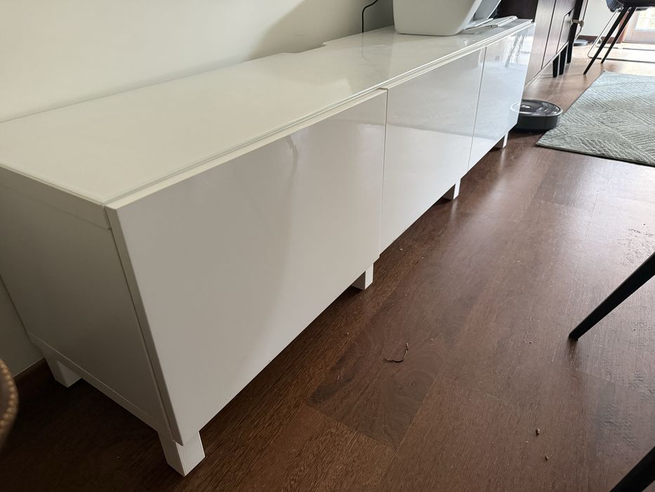 Móvel para Televisão Branco - Usado - em bom estado