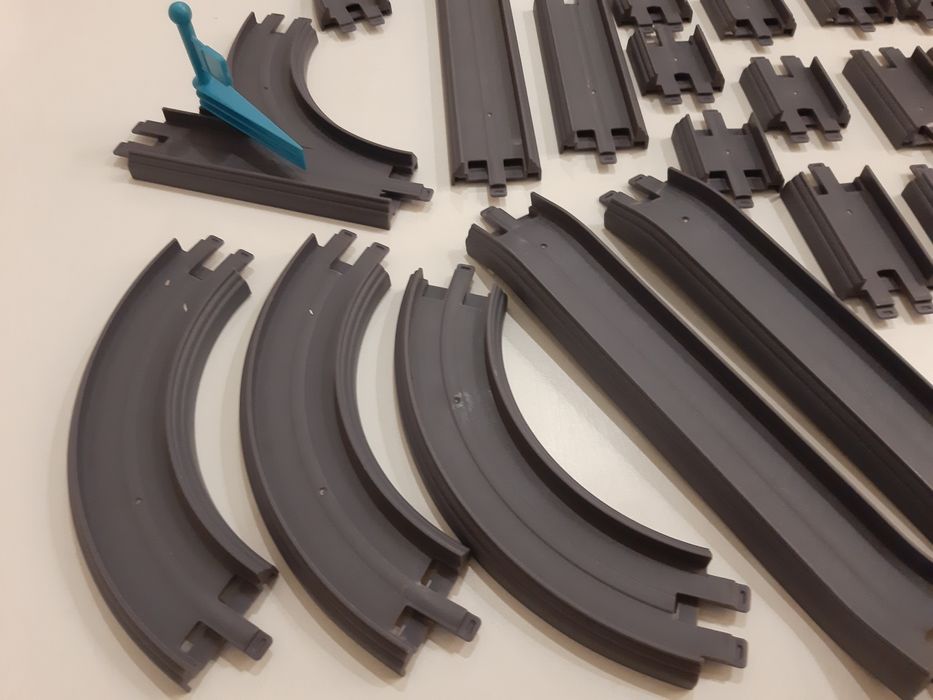 Stacyjkowo tory 24 szt. Motorised