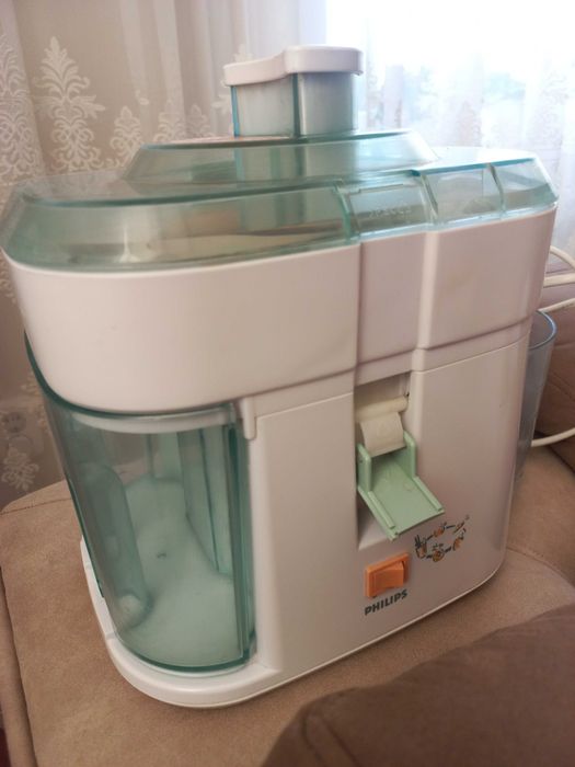 Соковижималка Philips HR 2826
